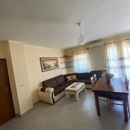 Andi Sea View Modern Shëngjin